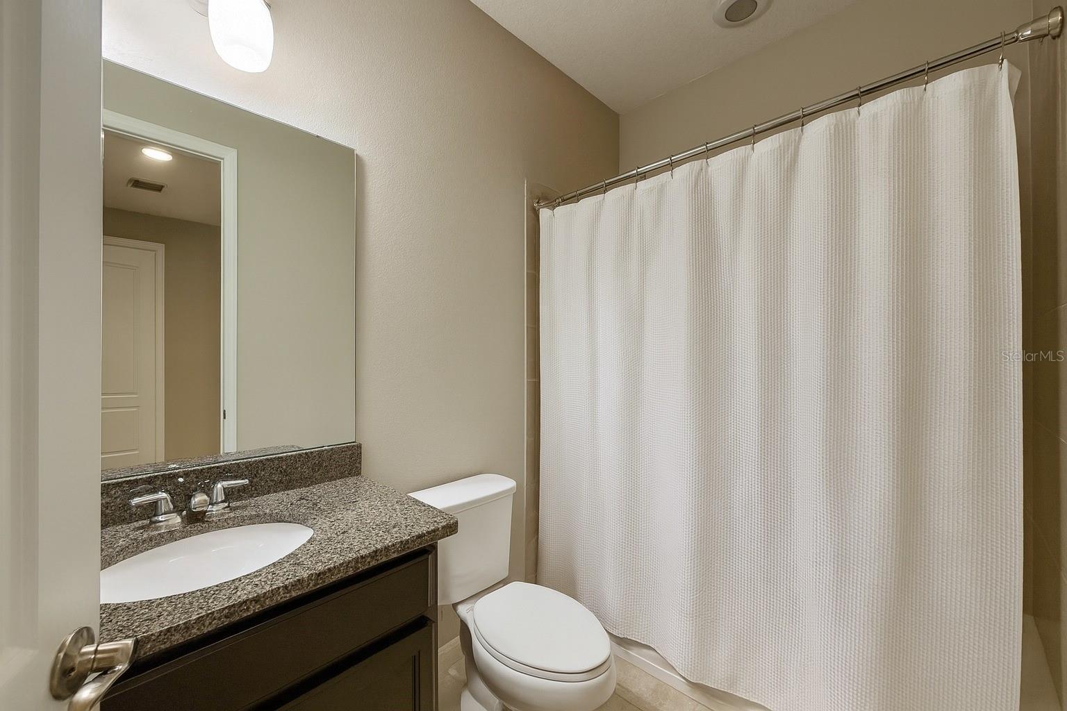 Image 22 of 24 For 15107 Kirsty Alley