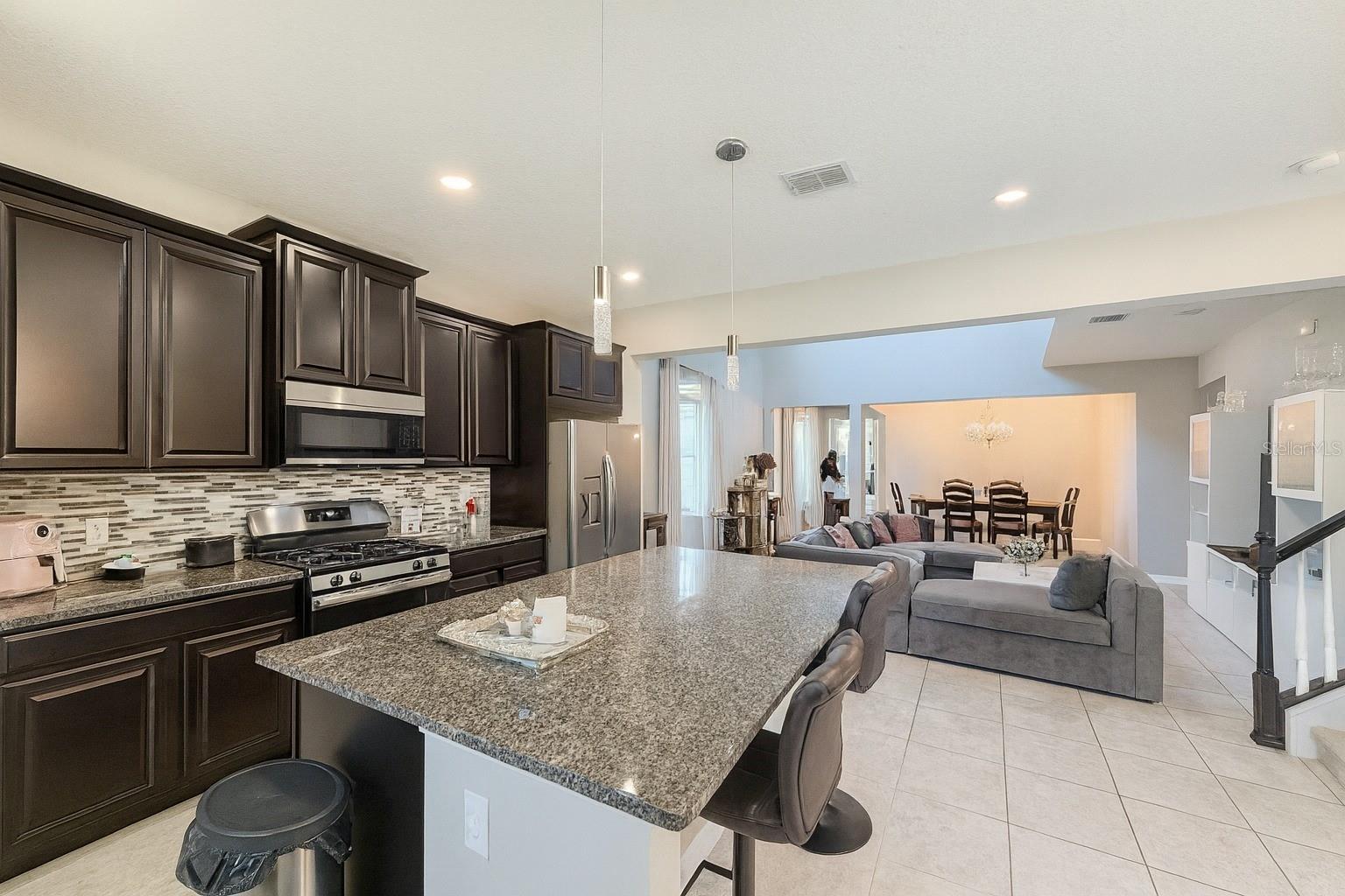 Image 7 of 24 For 15107 Kirsty Alley