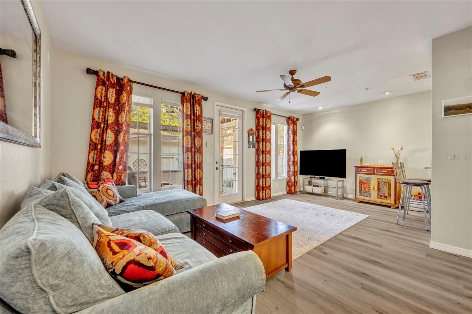 Image 11 of 47 For 995 Juel Street