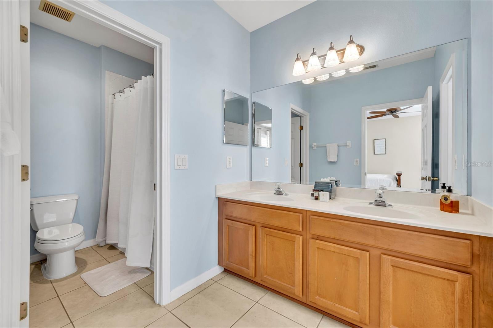 Image 27 of 47 For 995 Juel Street