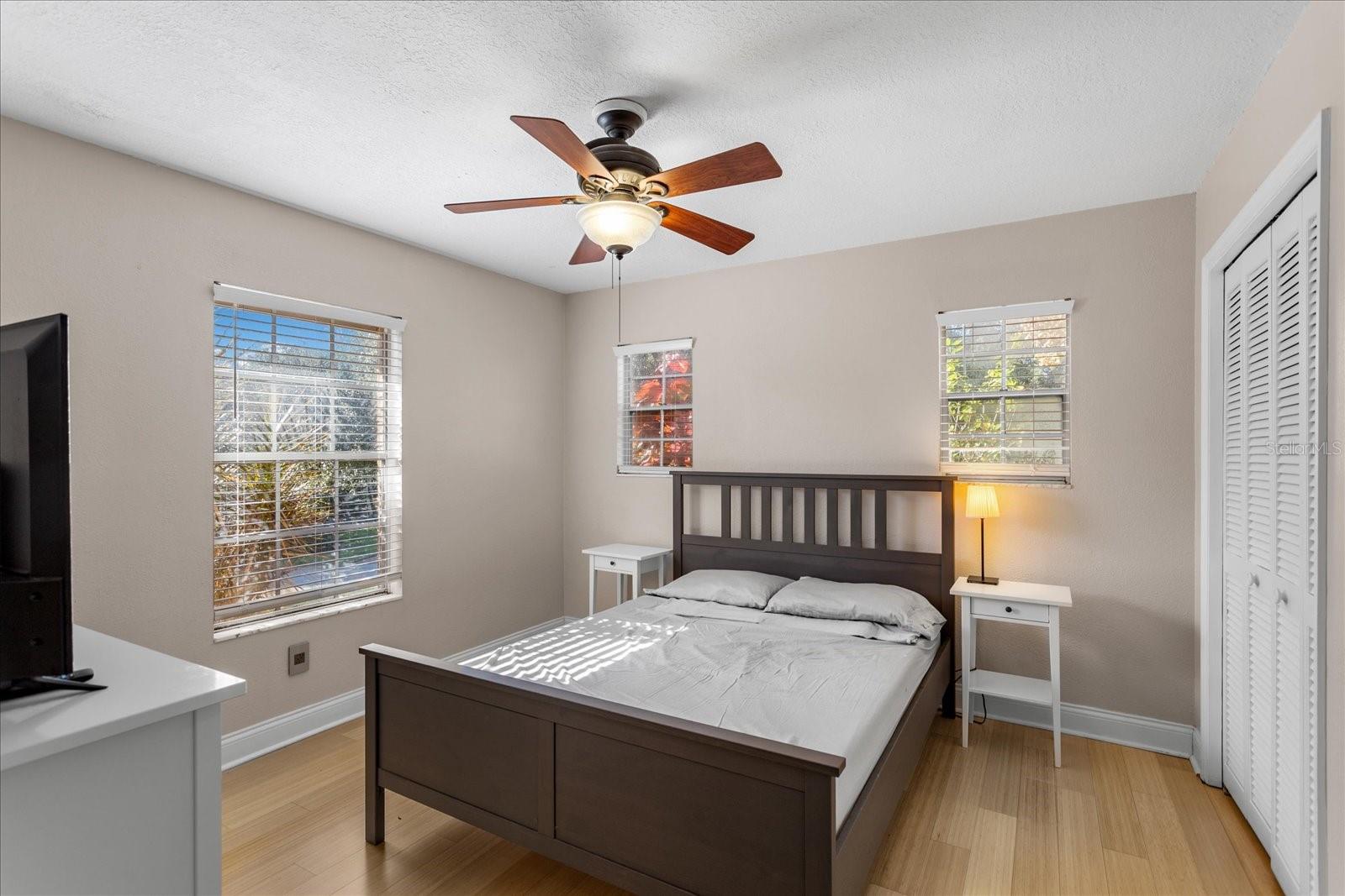 Image 17 of 27 For 9237 Mcdavid Court