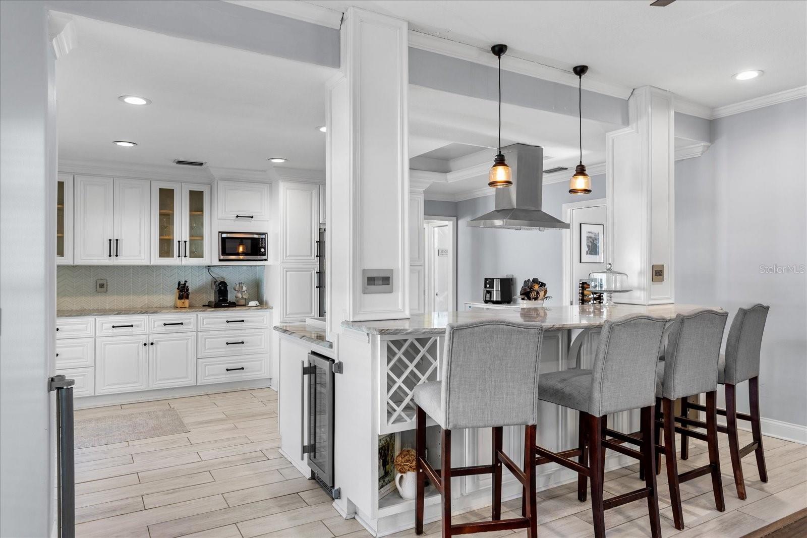 Image 4 of 27 For 9237 Mcdavid Court