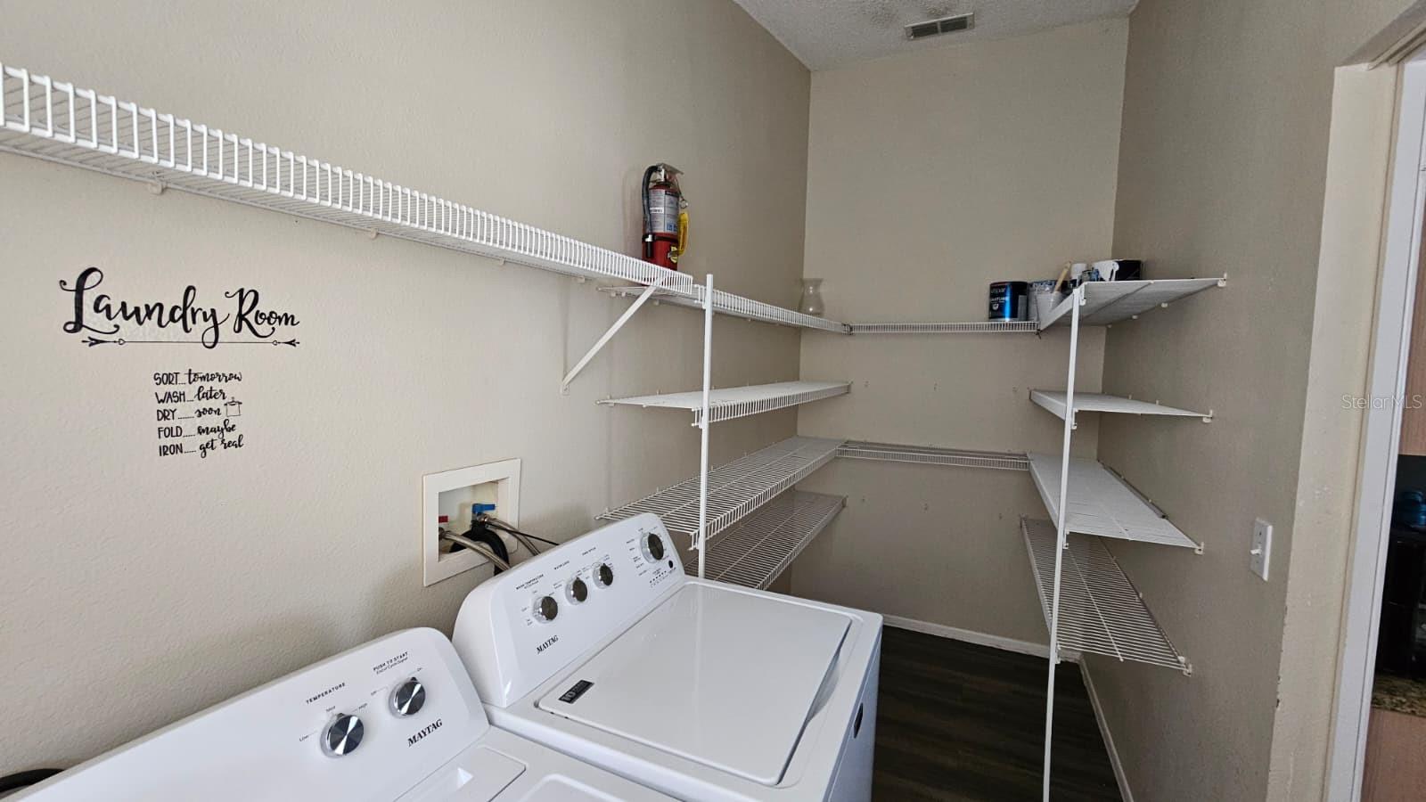 Image 11 of 24 For 510 Castlemain Circle