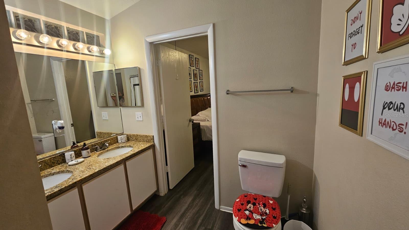 Image 15 of 24 For 510 Castlemain Circle