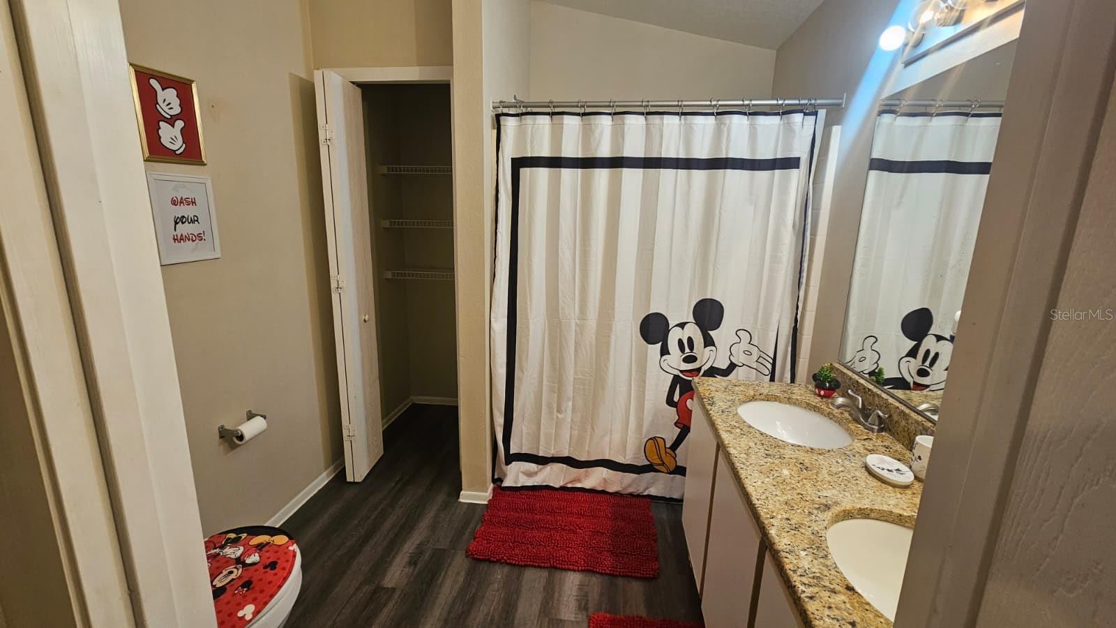 Image 16 of 24 For 510 Castlemain Circle