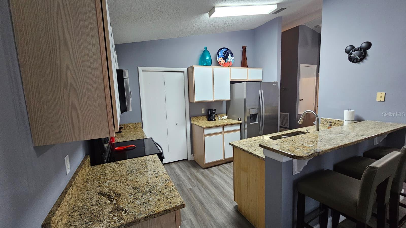 Image 8 of 24 For 510 Castlemain Circle