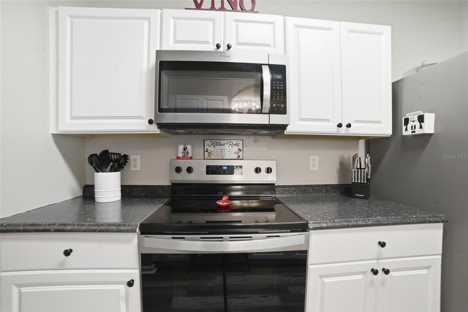 Image 19 of 30 For 2302 Silver Palm Drive 202