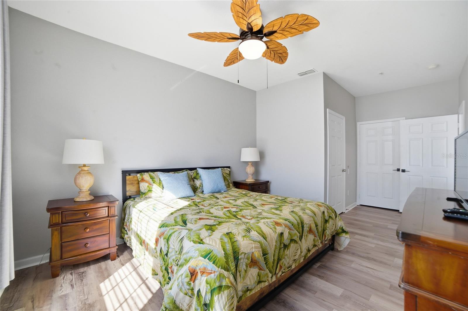 Image 22 of 30 For 2302 Silver Palm Drive 202