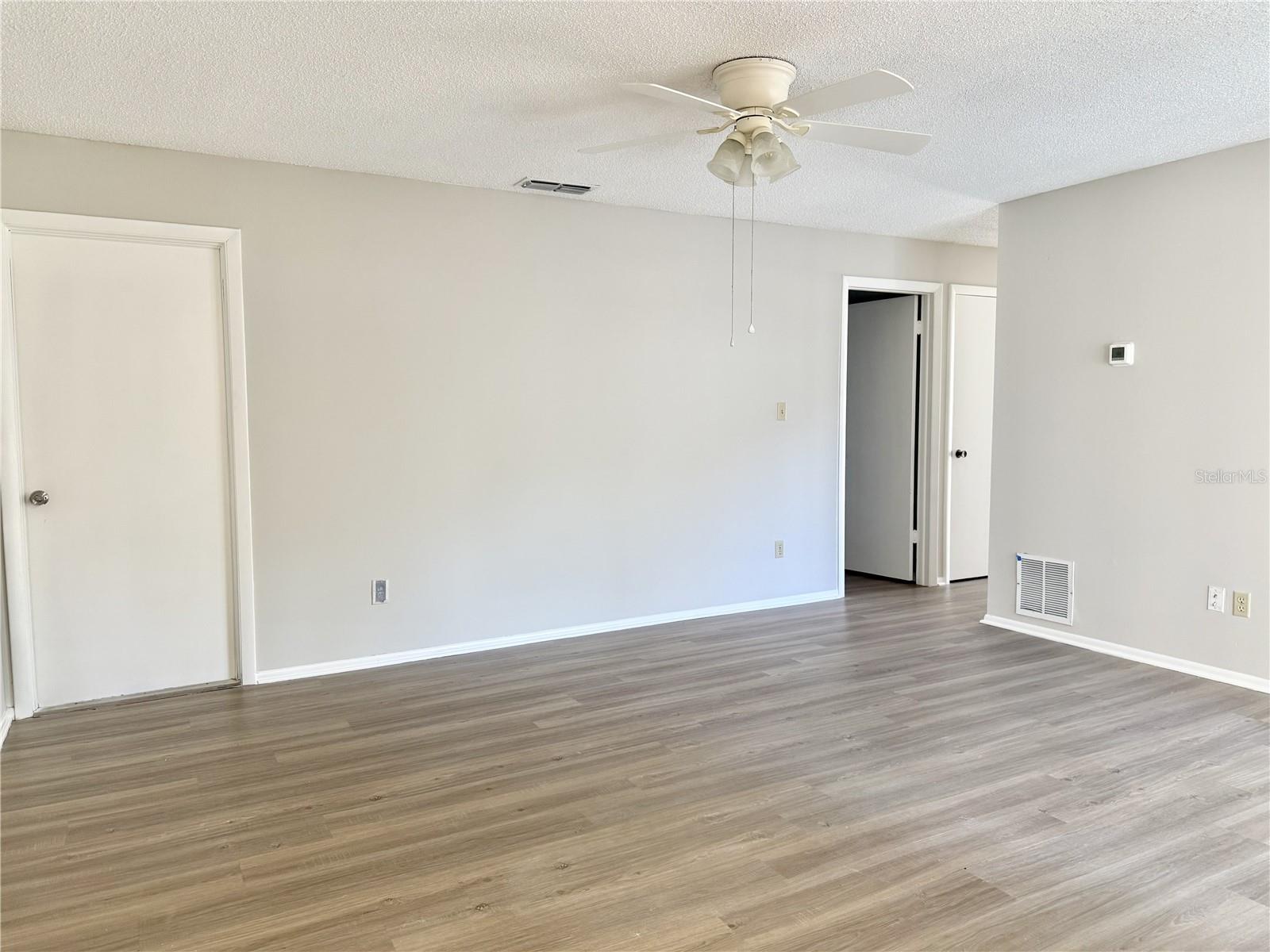 Image 17 of 28 For 1231 Avalon Boulevard