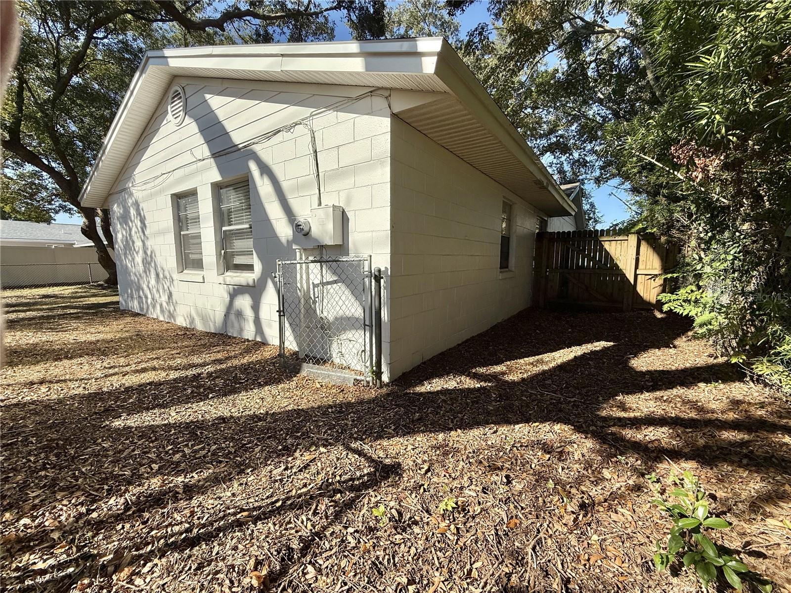 Image 26 of 28 For 1231 Avalon Boulevard