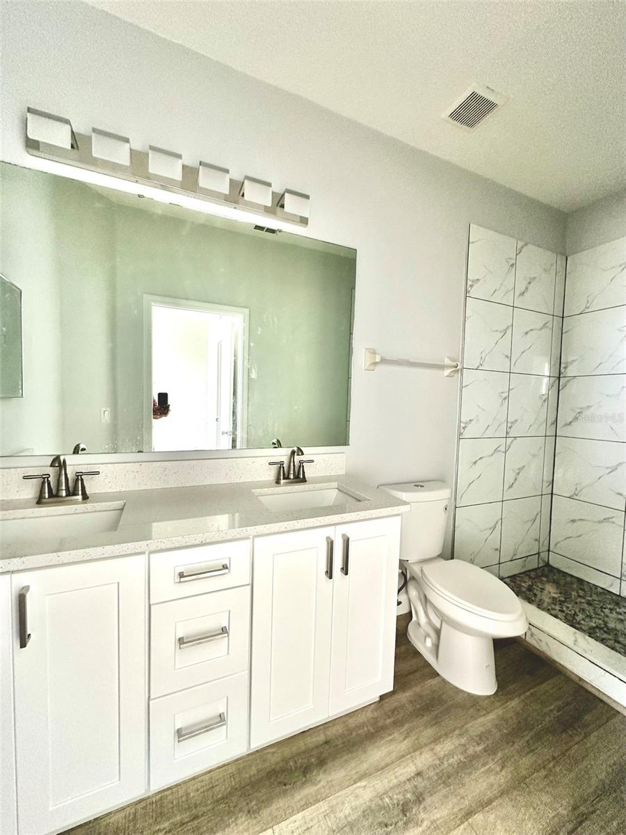 Image 14 of 20 For 918 Chelsea Drive