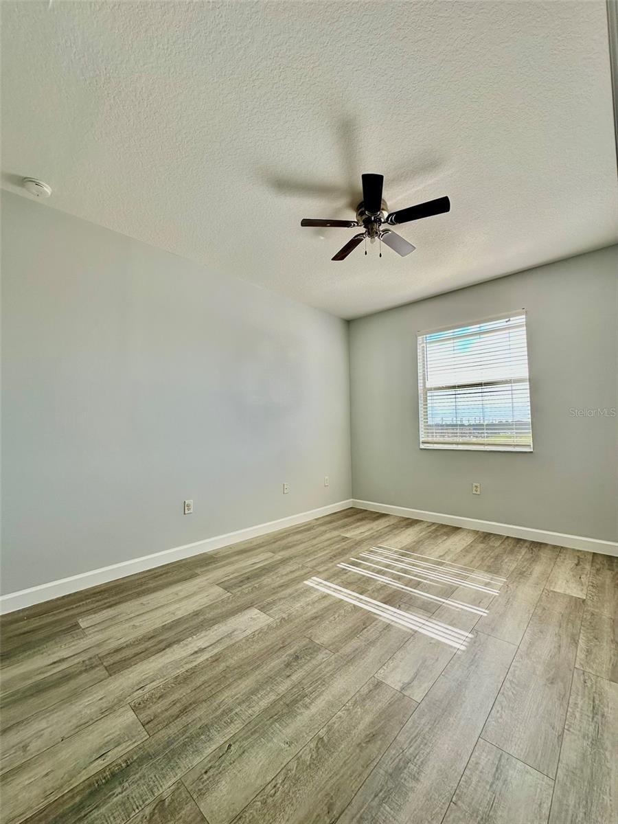 Image 15 of 20 For 918 Chelsea Drive