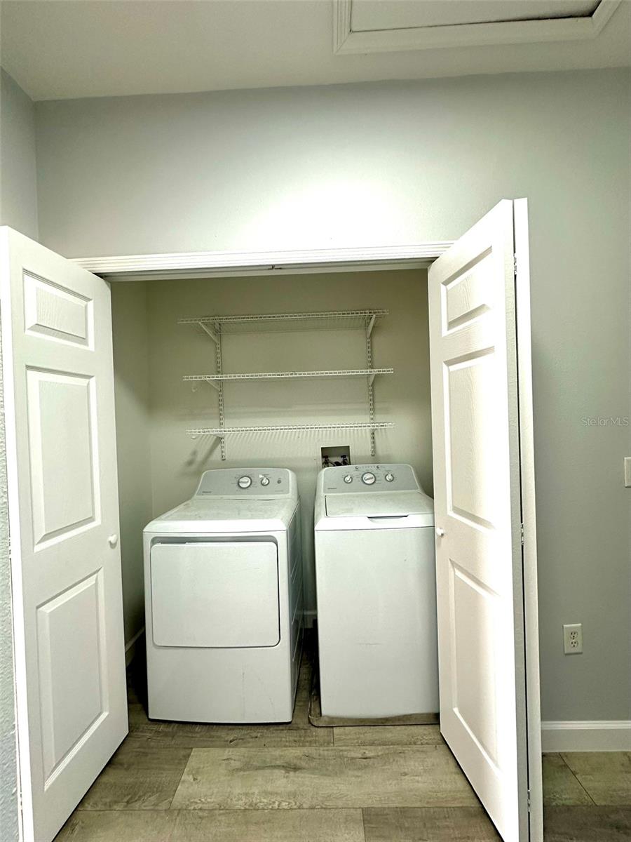 Image 18 of 20 For 918 Chelsea Drive