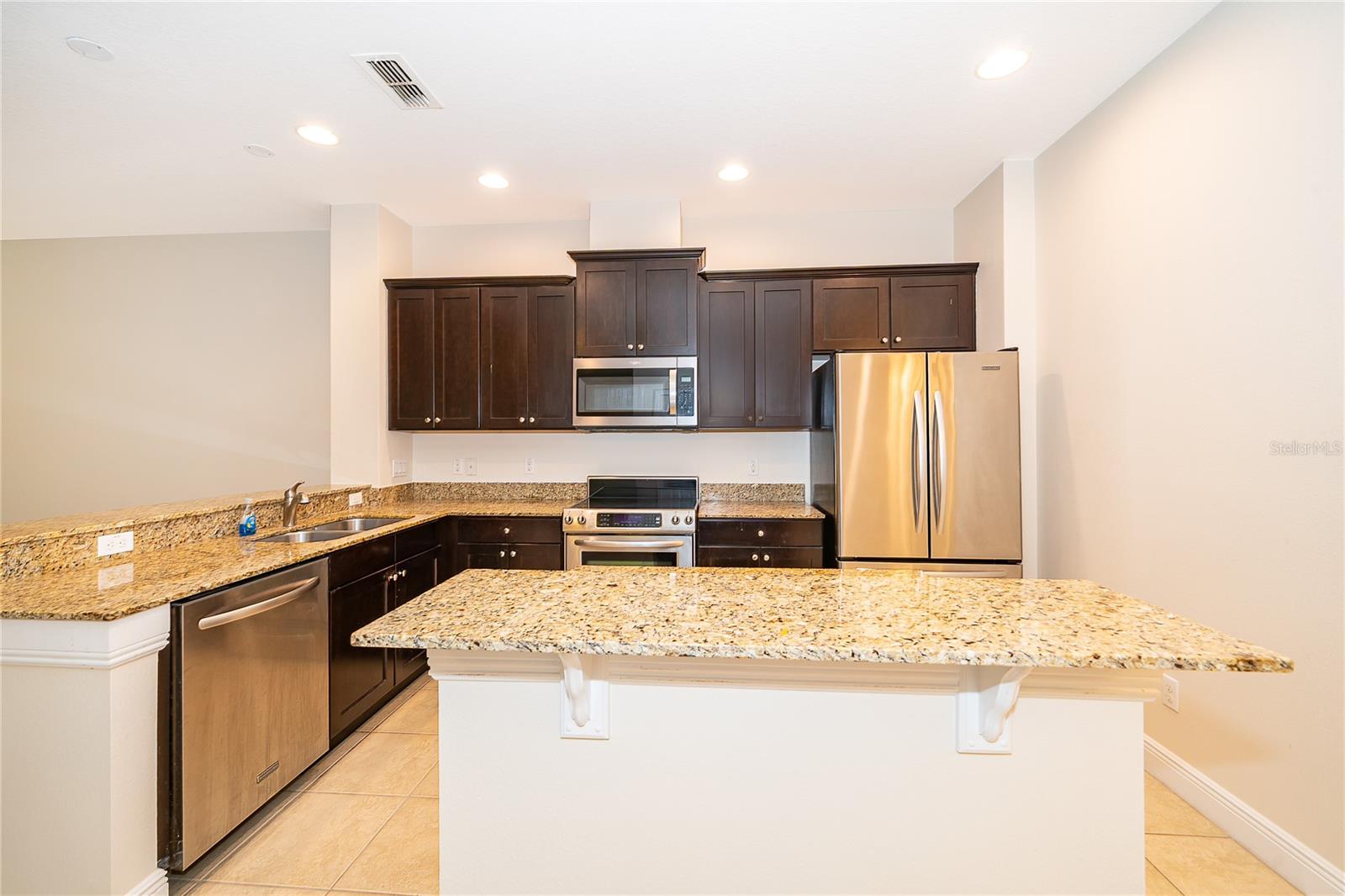 Image 14 of 28 For 21612 Belgian Court