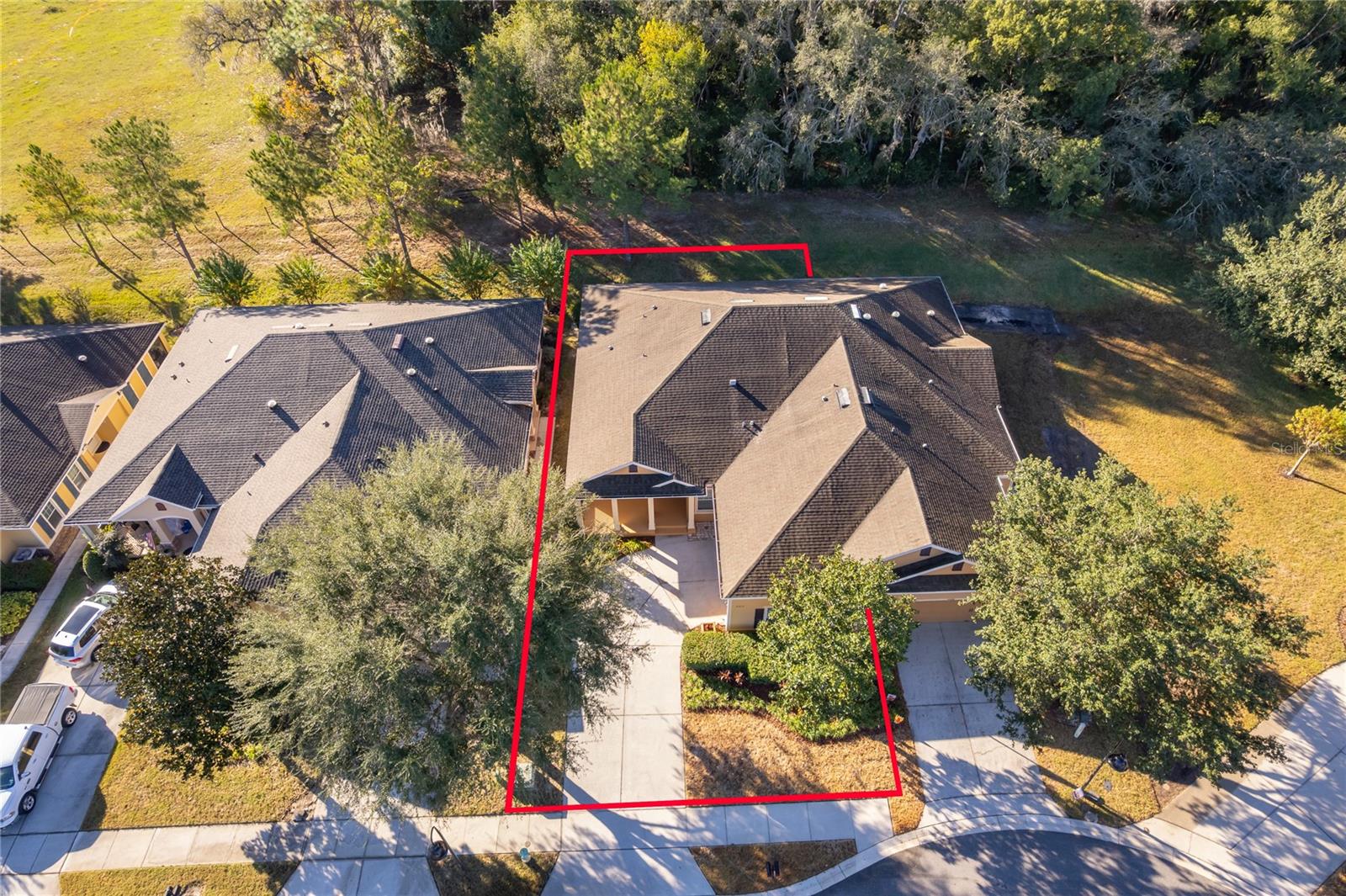 Image 2 of 28 For 21612 Belgian Court