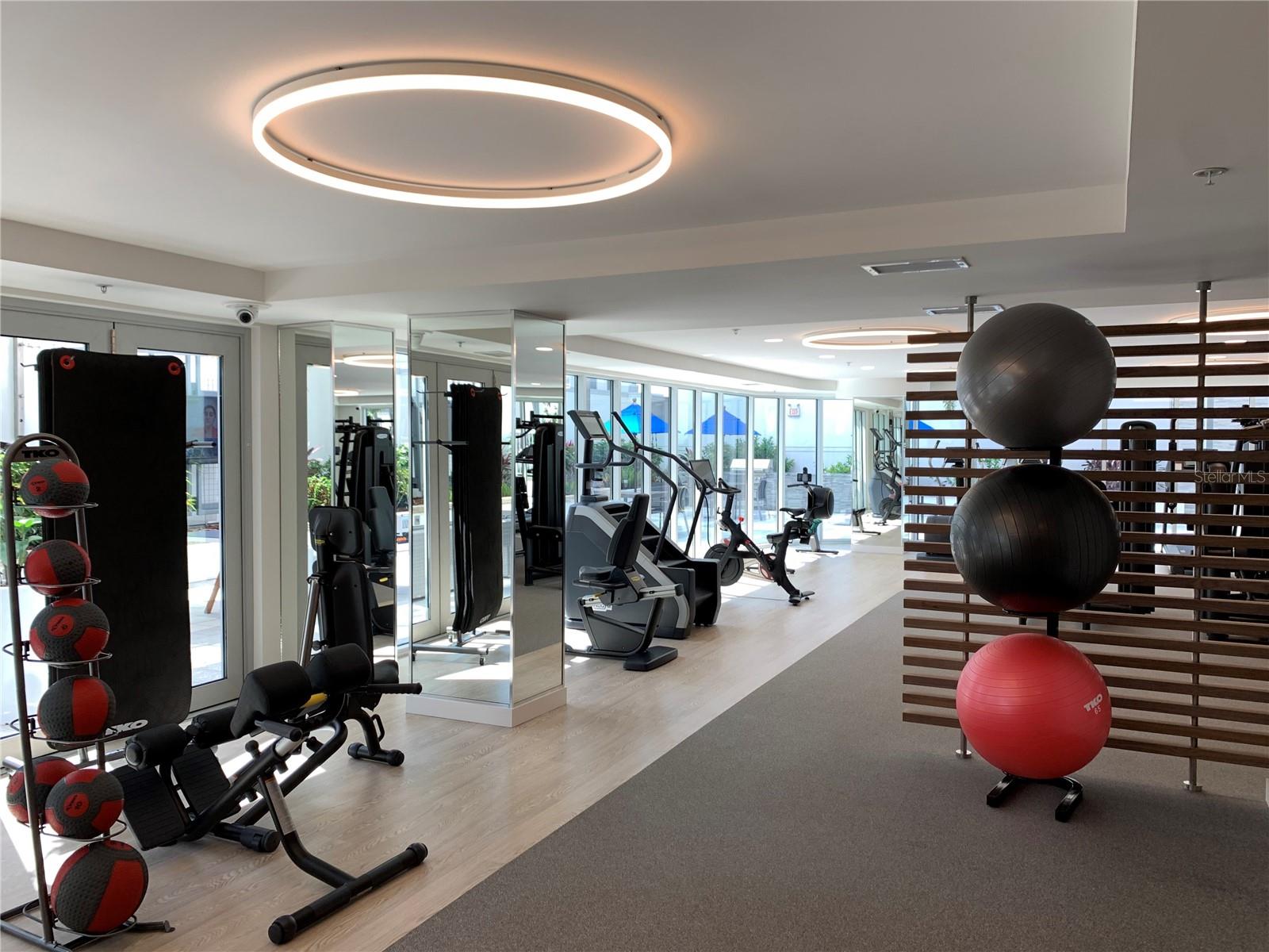 Image 11 of 12 For 415 Pine Street 1