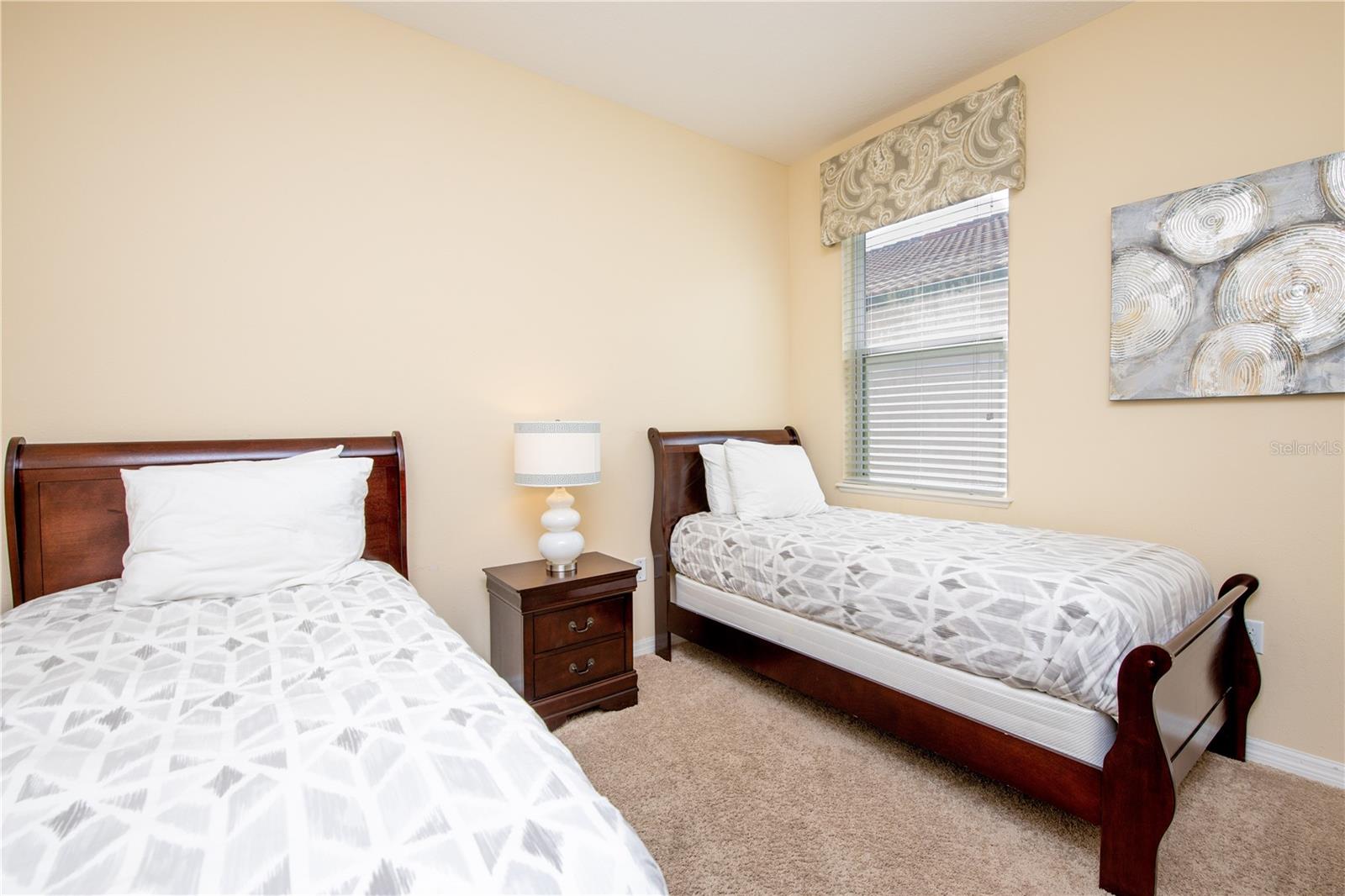 Image 18 of 22 For 2784 Roccella Court