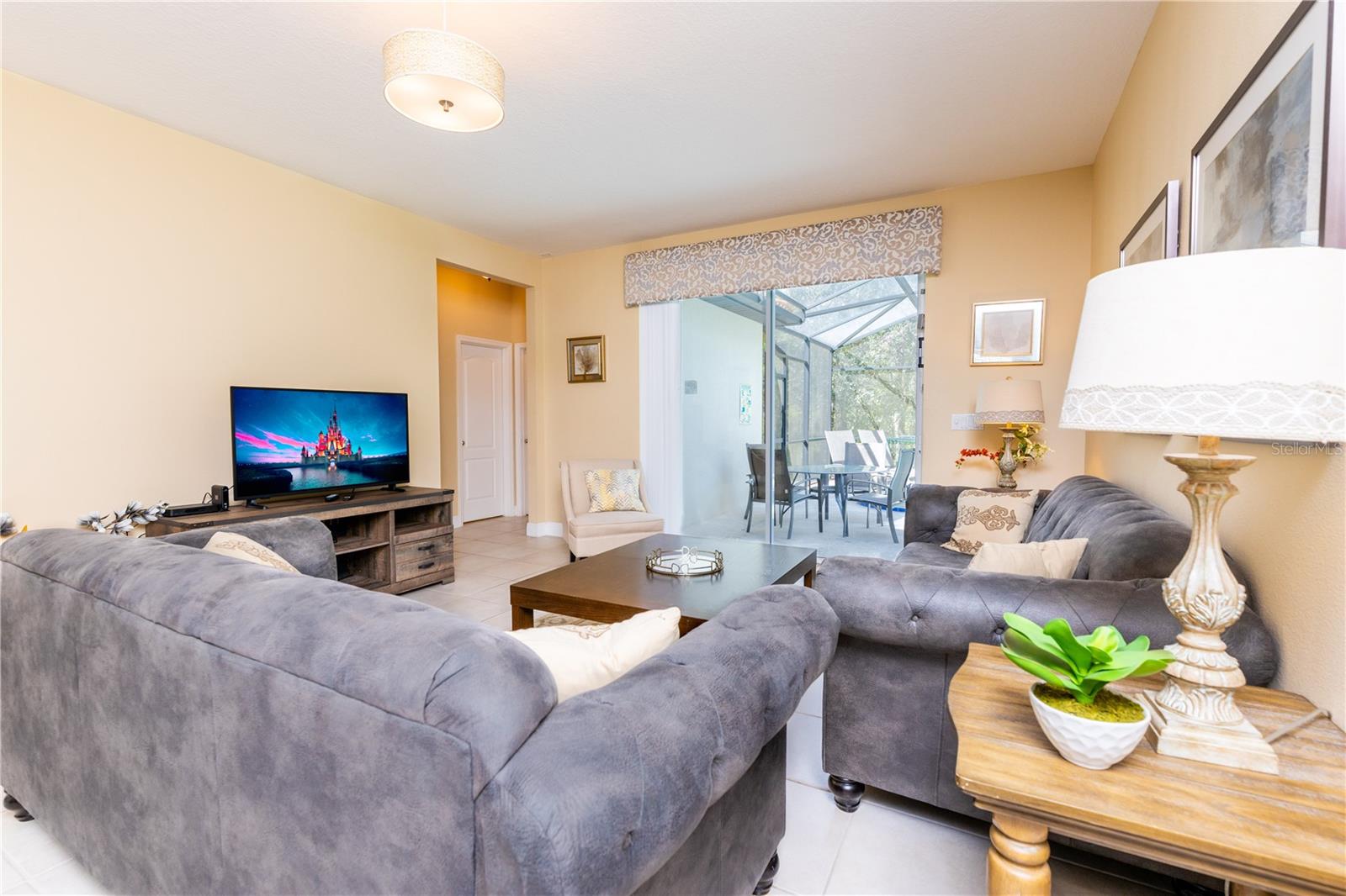 Image 4 of 22 For 2784 Roccella Court