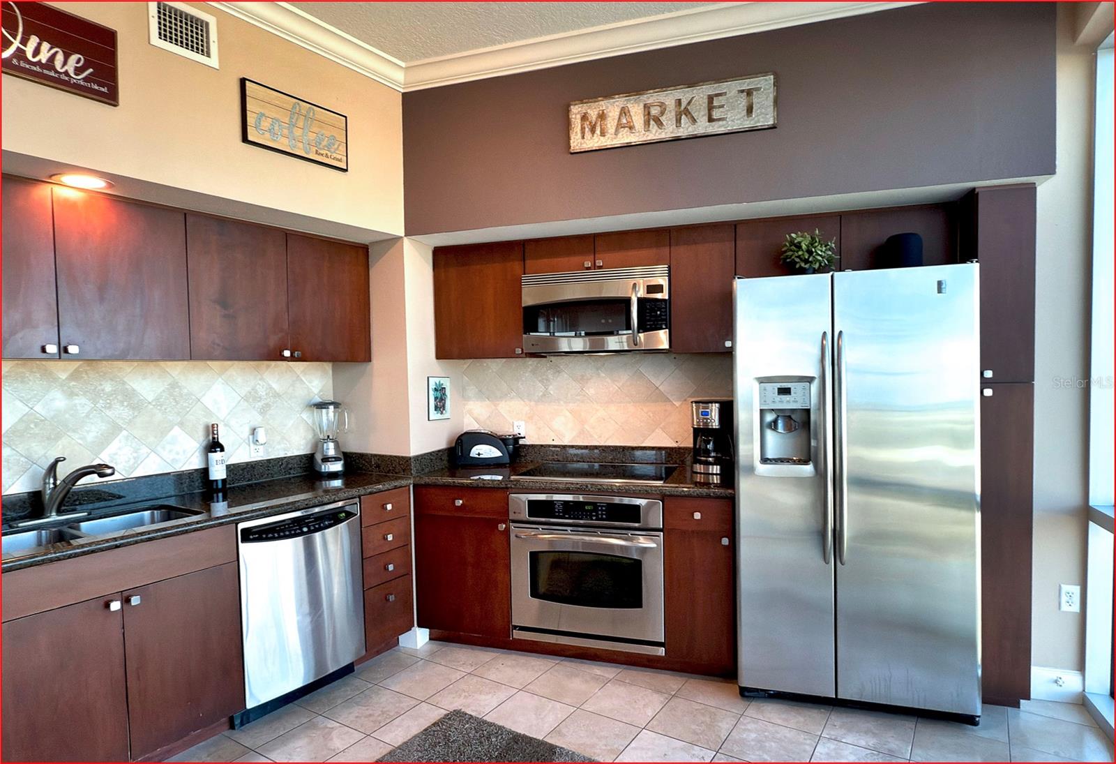 Image 4 of 8 For 322 Central Boulevard 2202