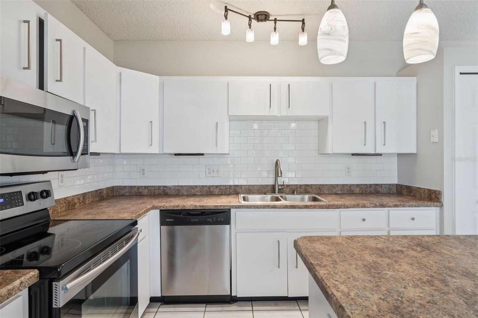 Image 7 of 31 For 4335 Boca Woods Drive