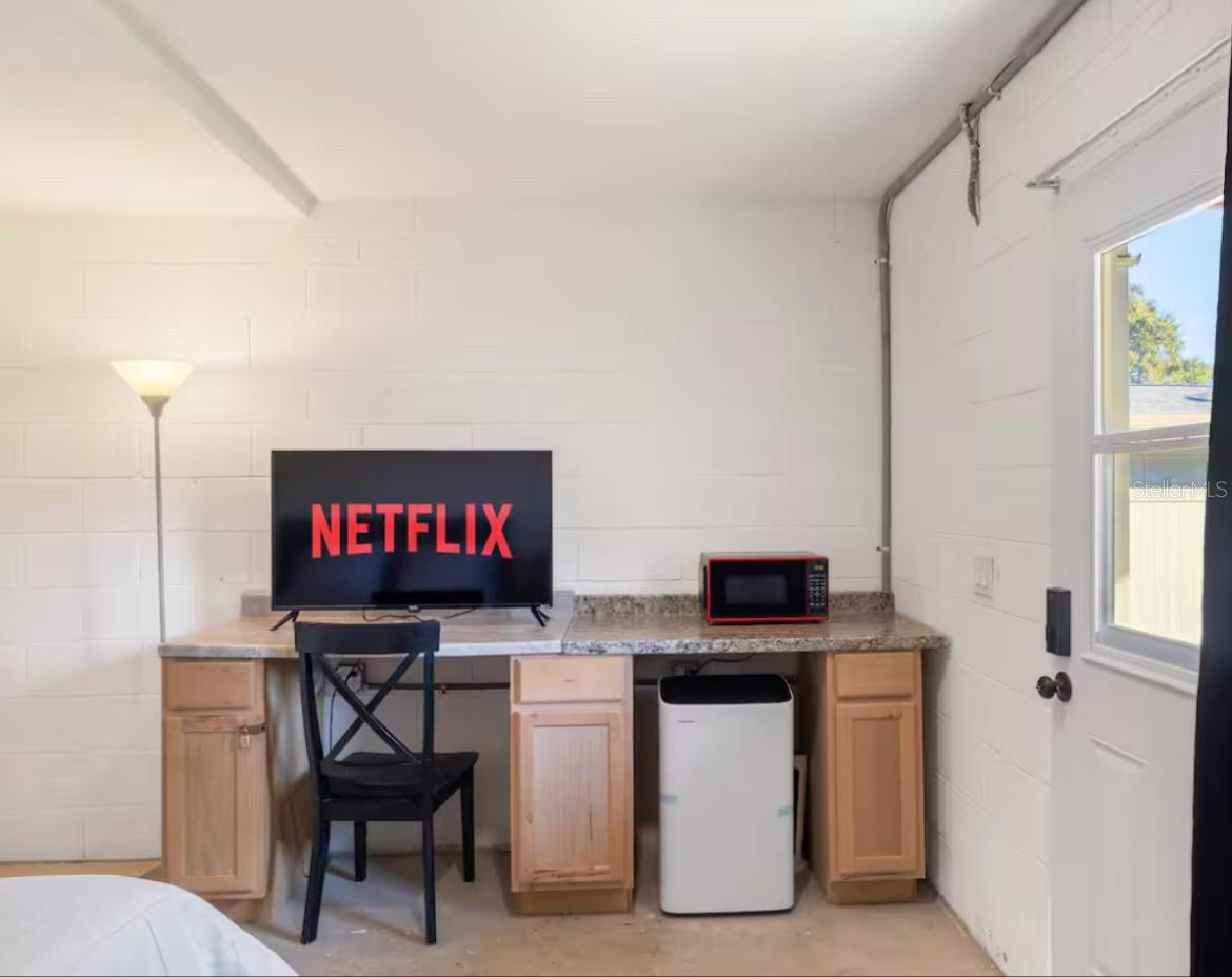 Image 11 of 25 For 126 1st Street