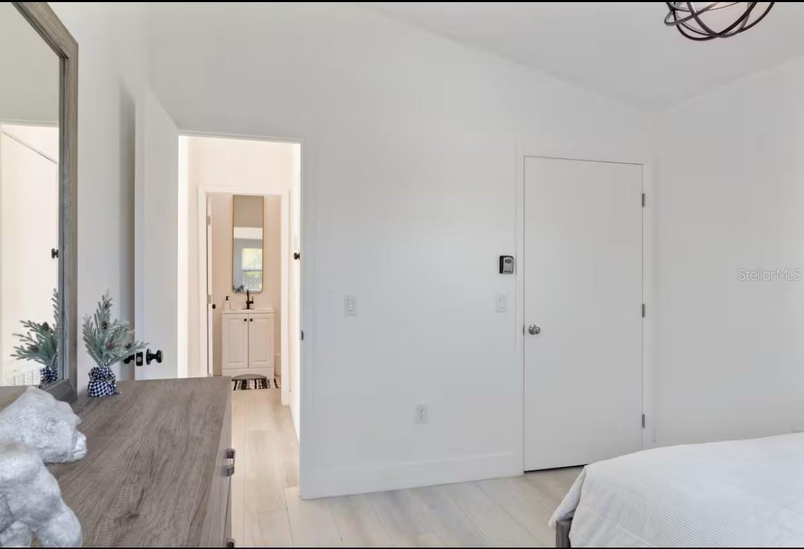 Image 20 of 25 For 126 1st Street