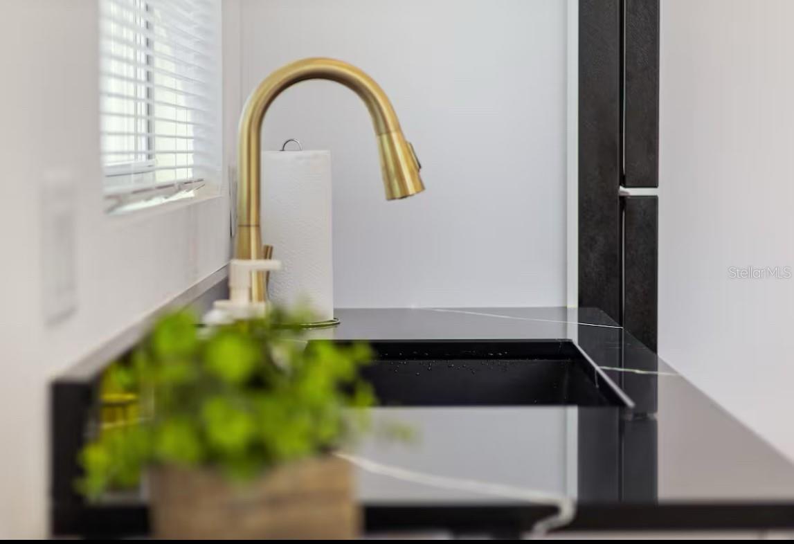 Image 23 of 25 For 126 1st Street