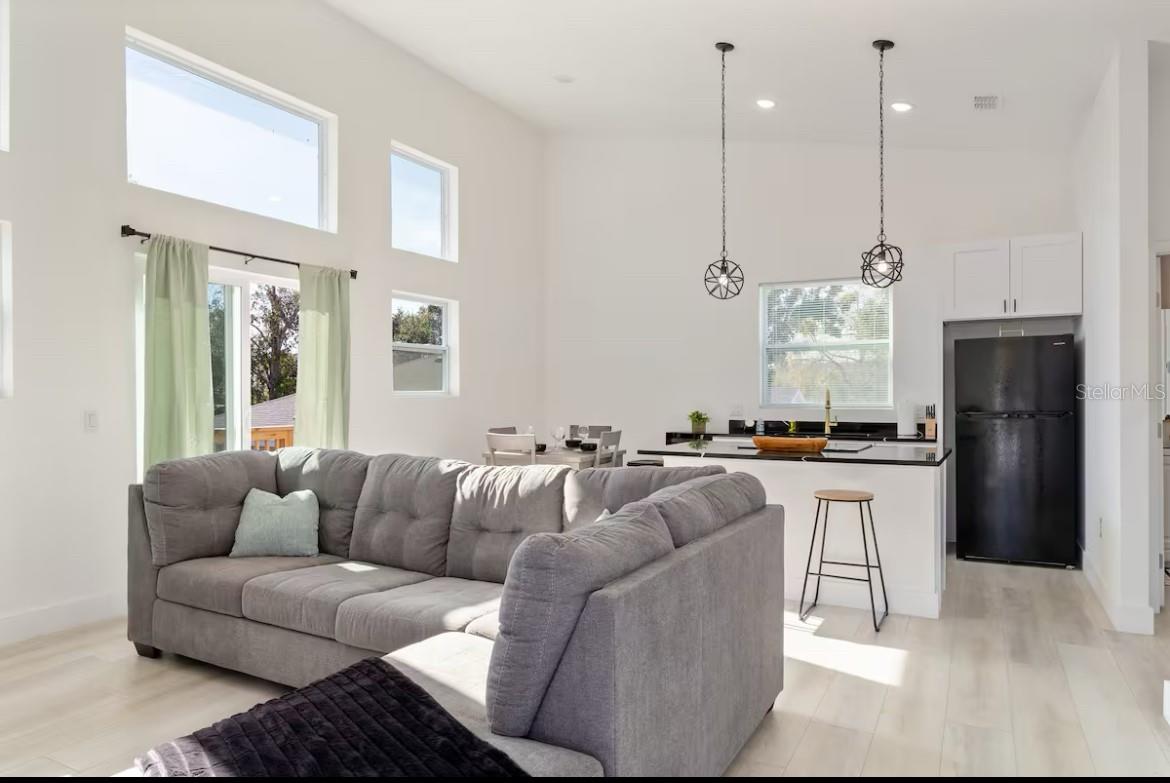 Image 4 of 25 For 126 1st Street