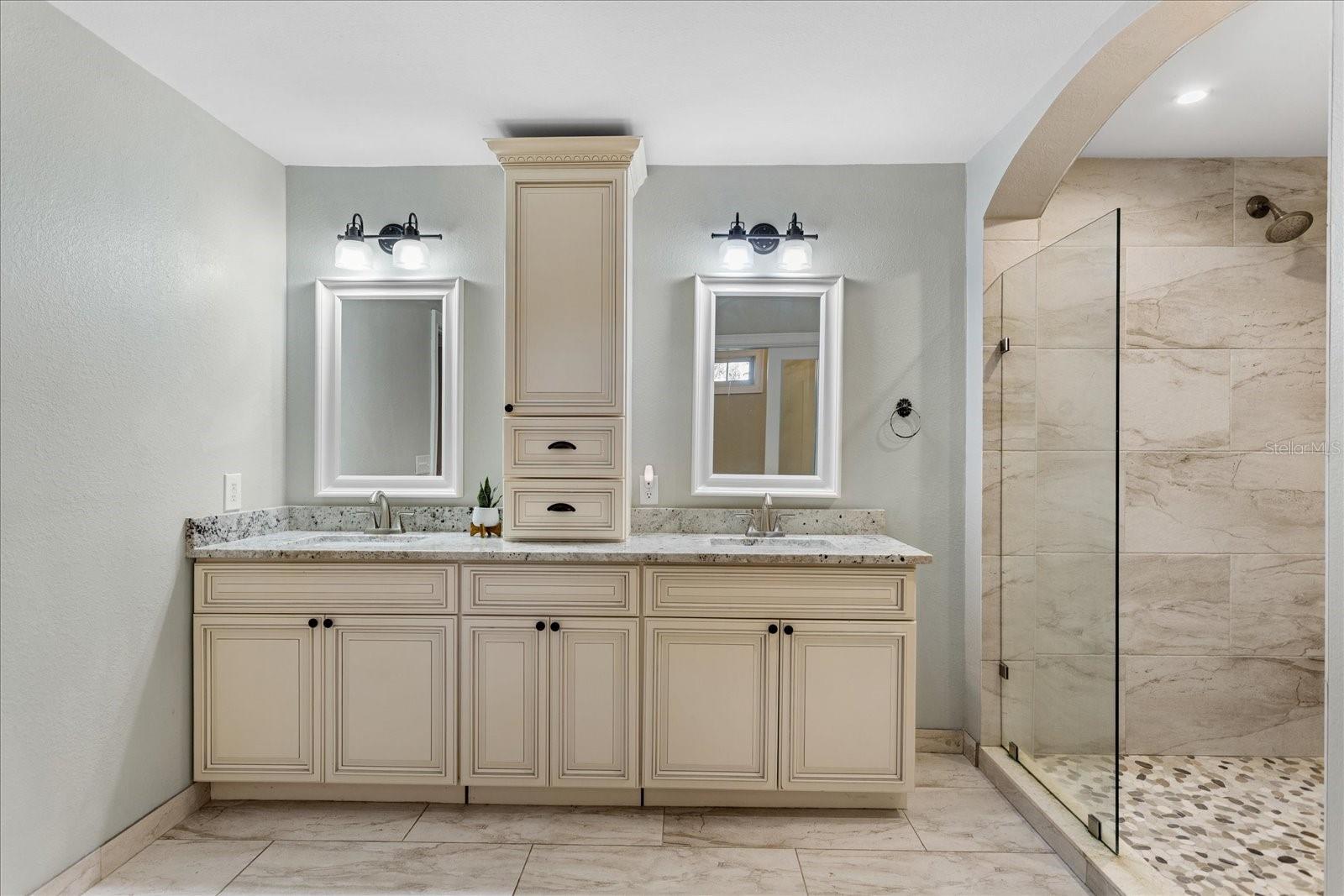 Image 21 of 58 For 103 Orange Blossom Circle