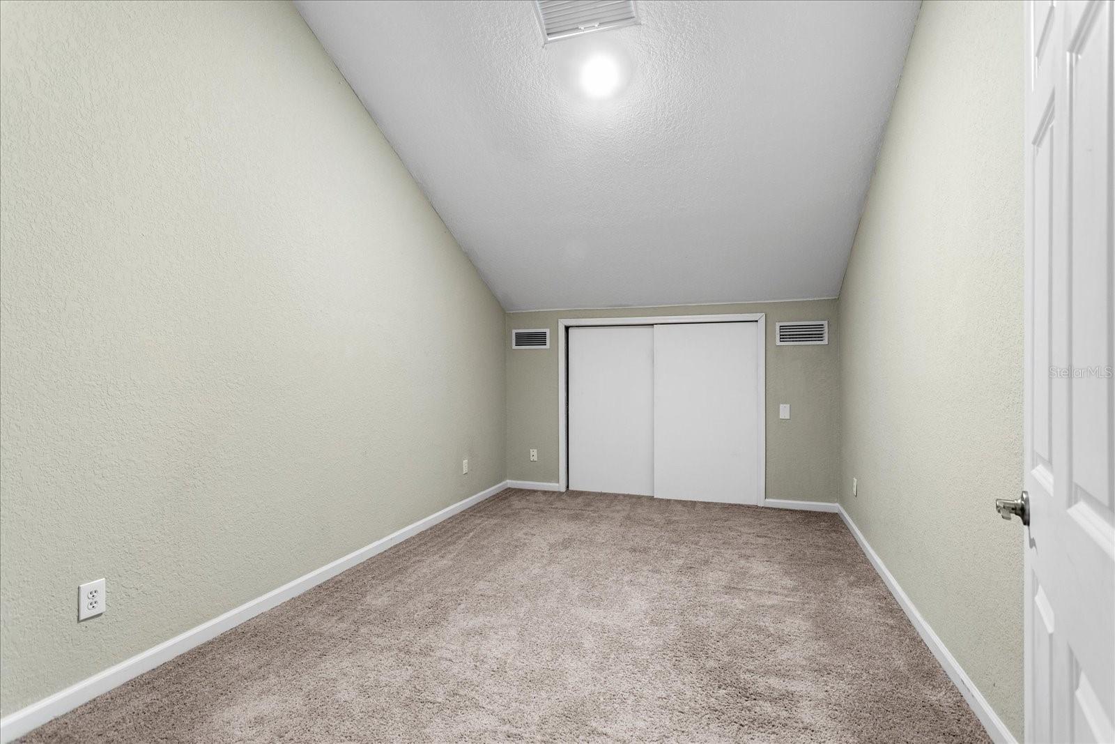 Image 39 of 58 For 103 Orange Blossom Circle