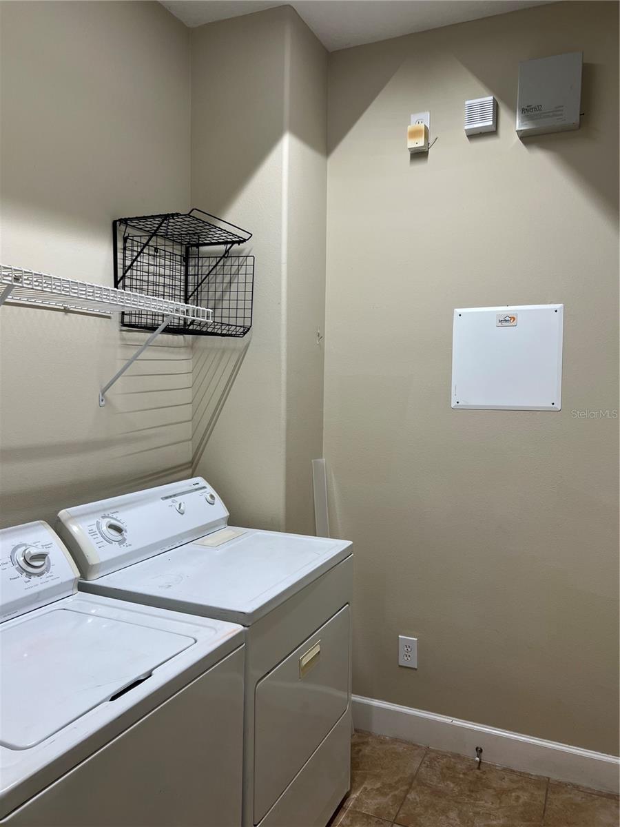 Image 30 of 41 For 33614 Campeon Court