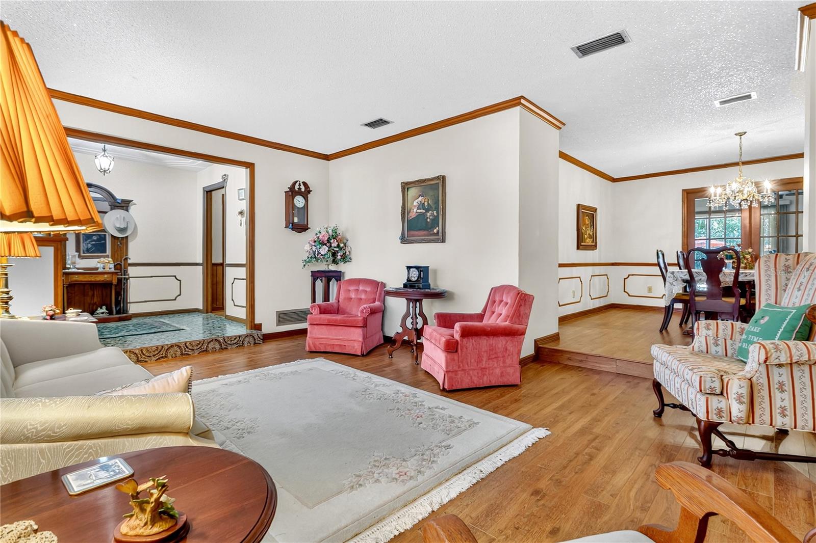 Image 7 of 36 For 4430 Carolwood Street