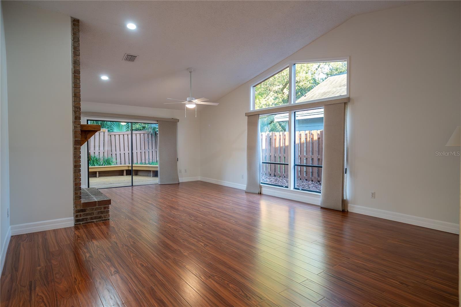 Image 23 of 73 For 224 Springside Road