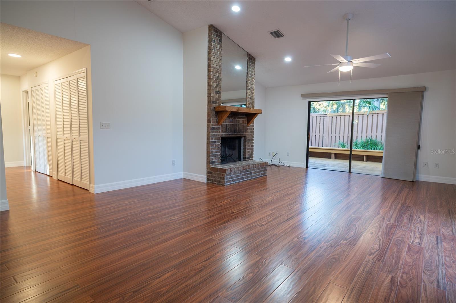 Image 24 of 73 For 224 Springside Road