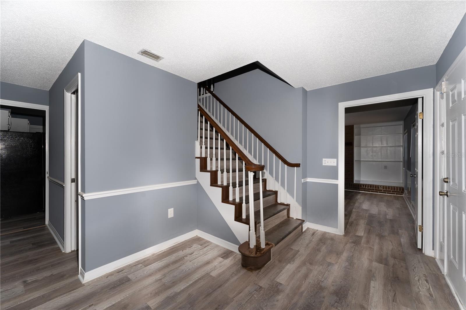 Image 9 of 22 For 5308 County Road 122