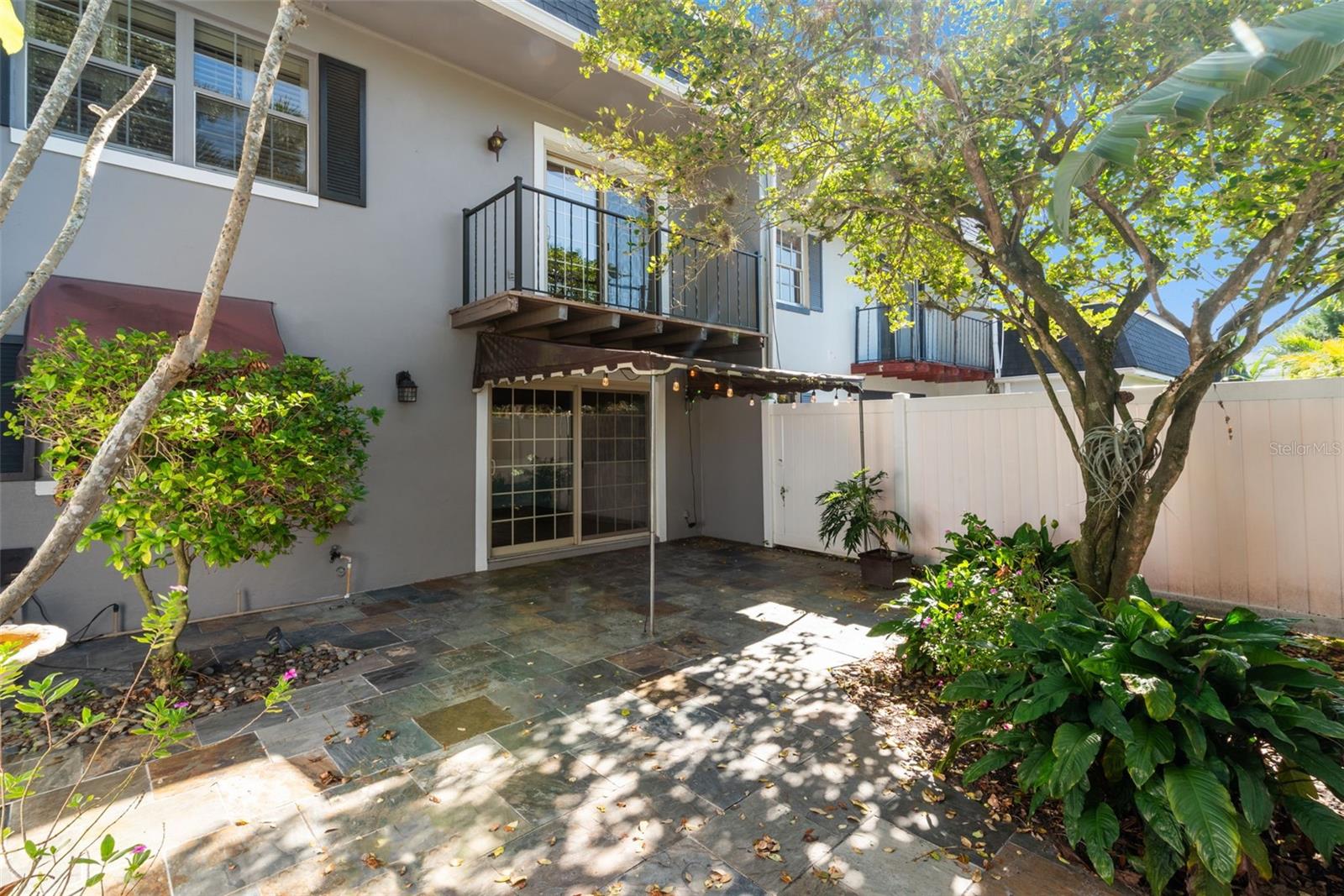 Image 18 of 37 For 904 Hillary Court 17