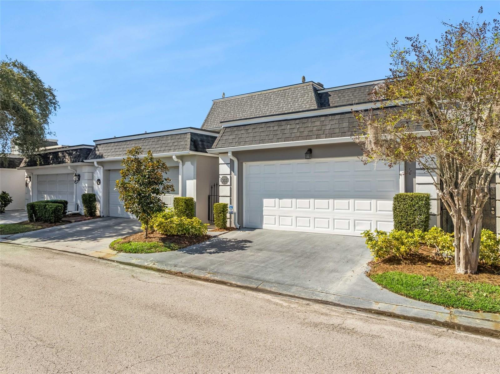 Image 3 of 37 For 904 Hillary Court 17