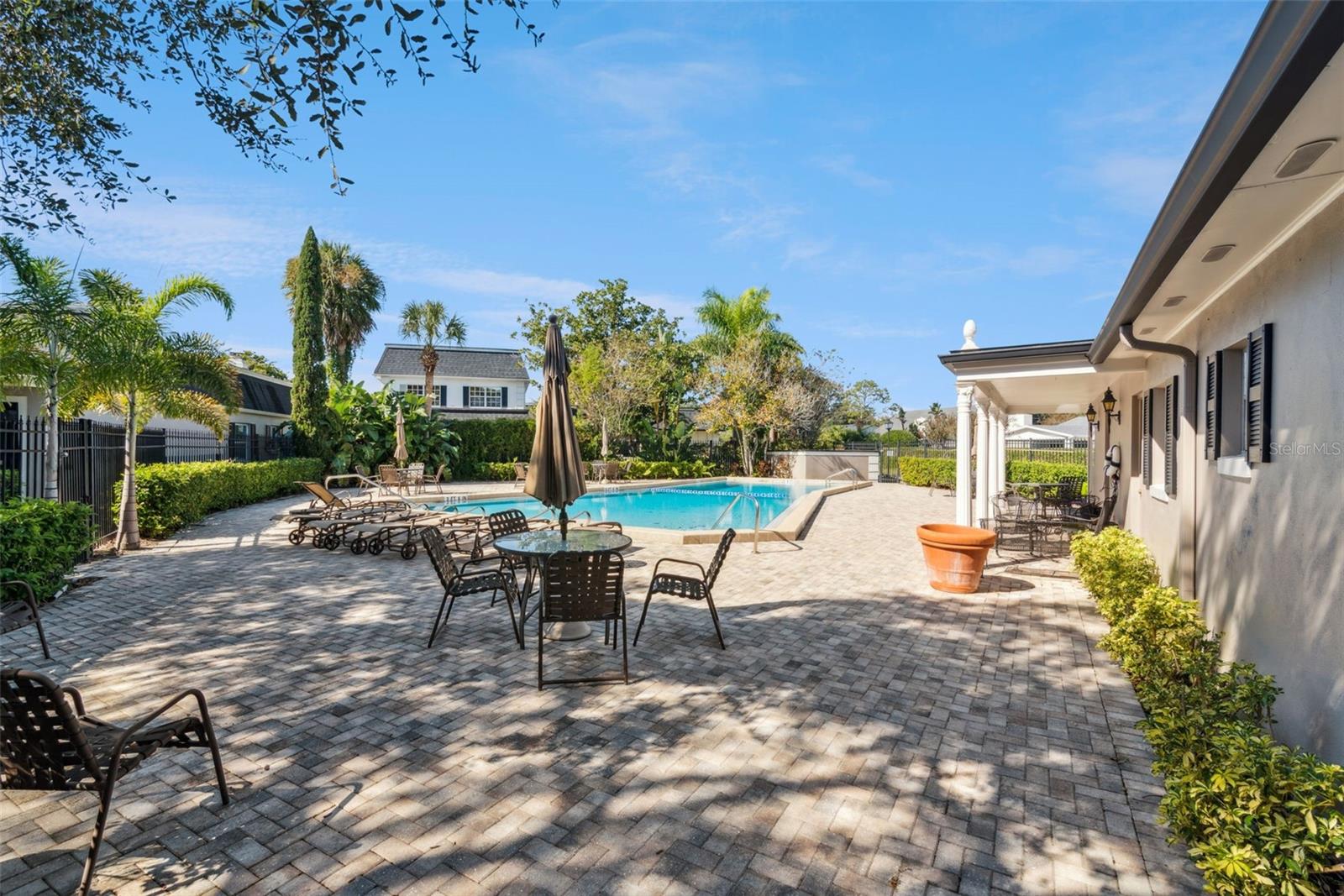 Image 35 of 37 For 904 Hillary Court 17