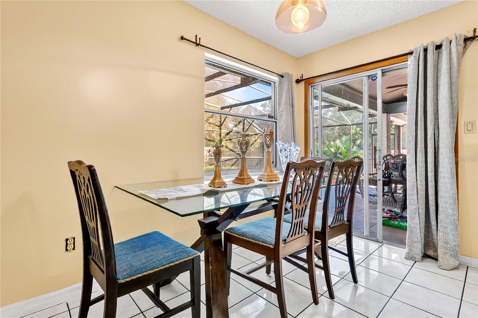 Image 10 of 24 For 5907 Shore Breeze Lane