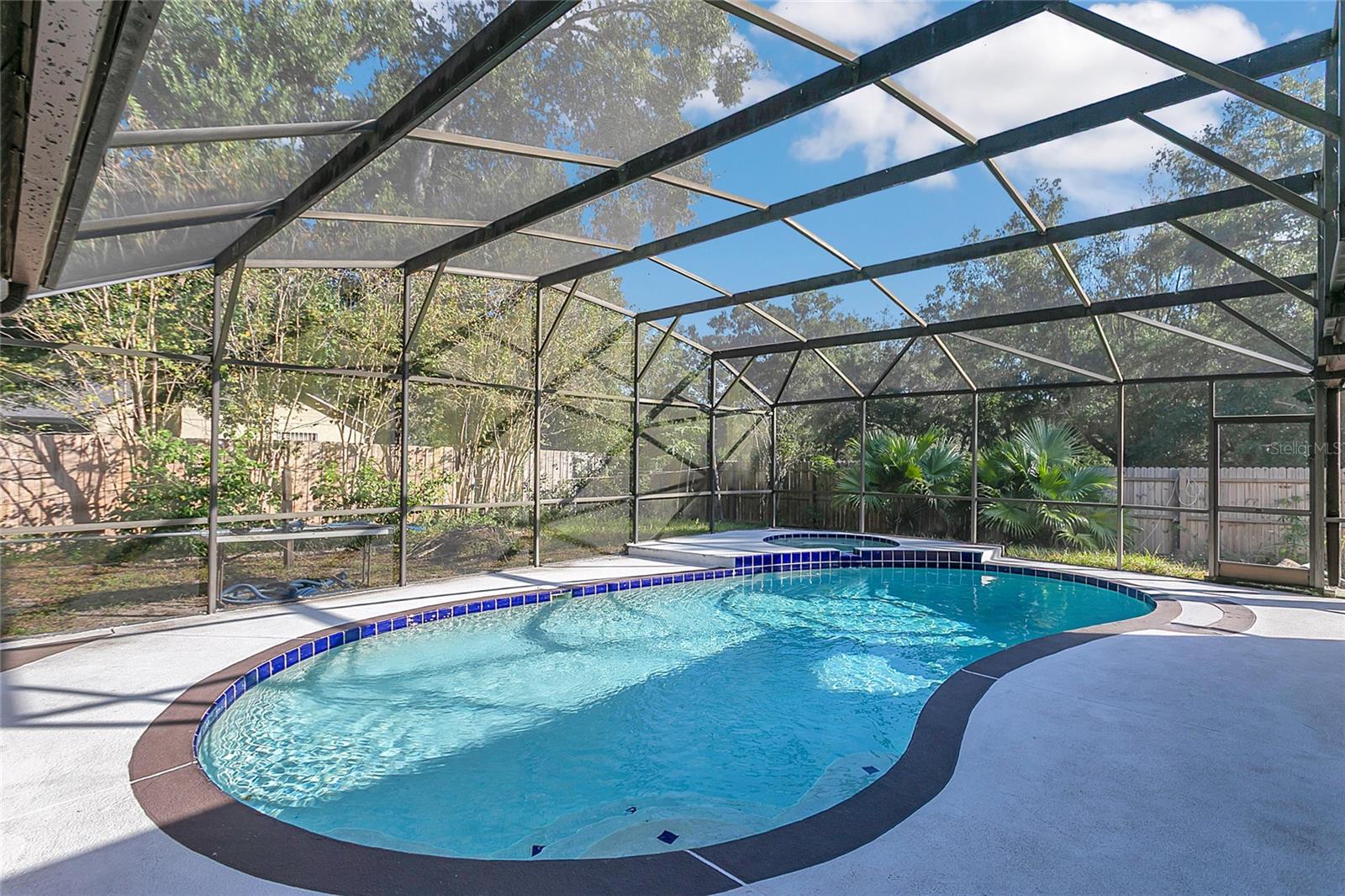 Image 19 of 24 For 5907 Shore Breeze Lane