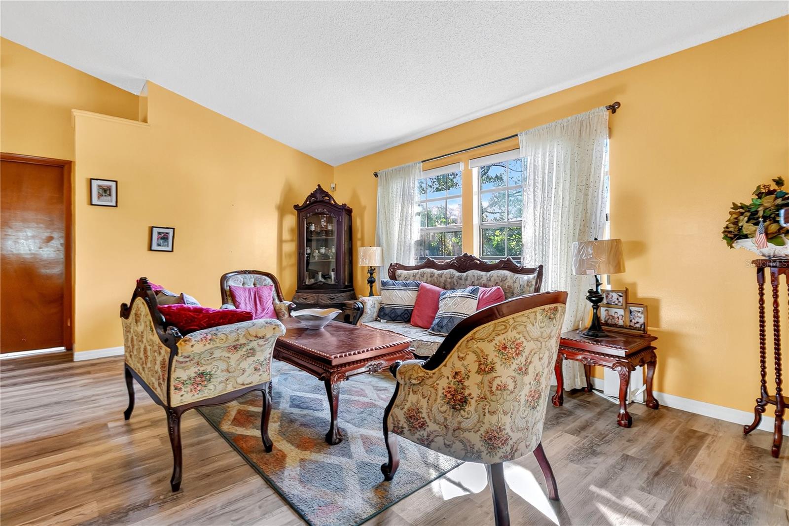 Image 3 of 24 For 5907 Shore Breeze Lane