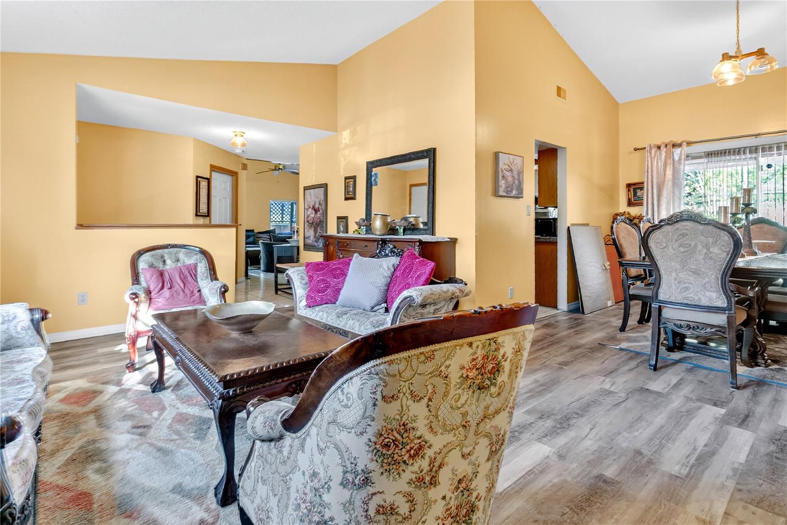 Image 6 of 24 For 5907 Shore Breeze Lane