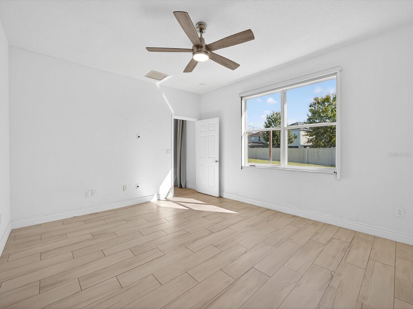 Image 21 of 40 For 3585 Maple Ridge Loop