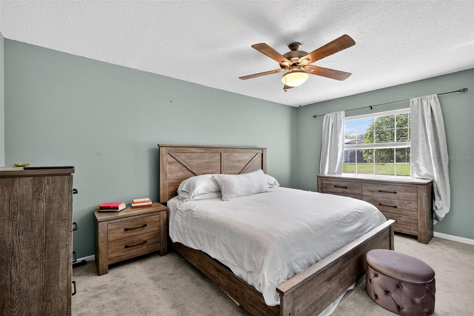 Image 18 of 37 For 145 Essex Drive