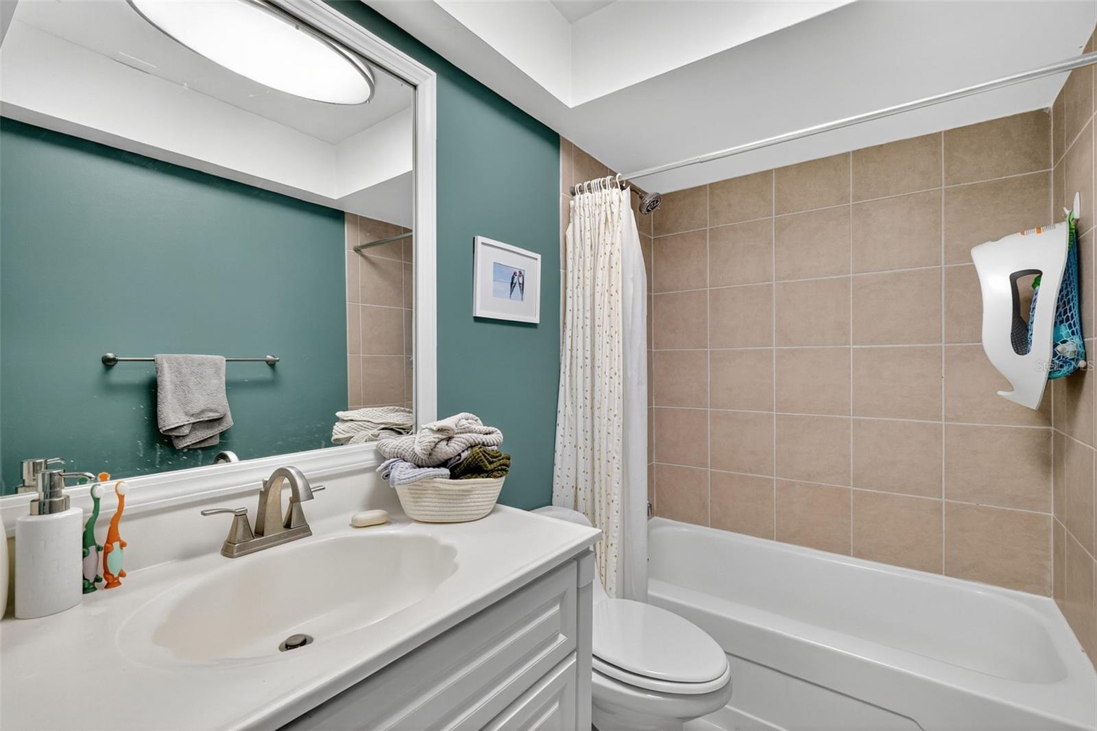 Image 20 of 37 For 145 Essex Drive