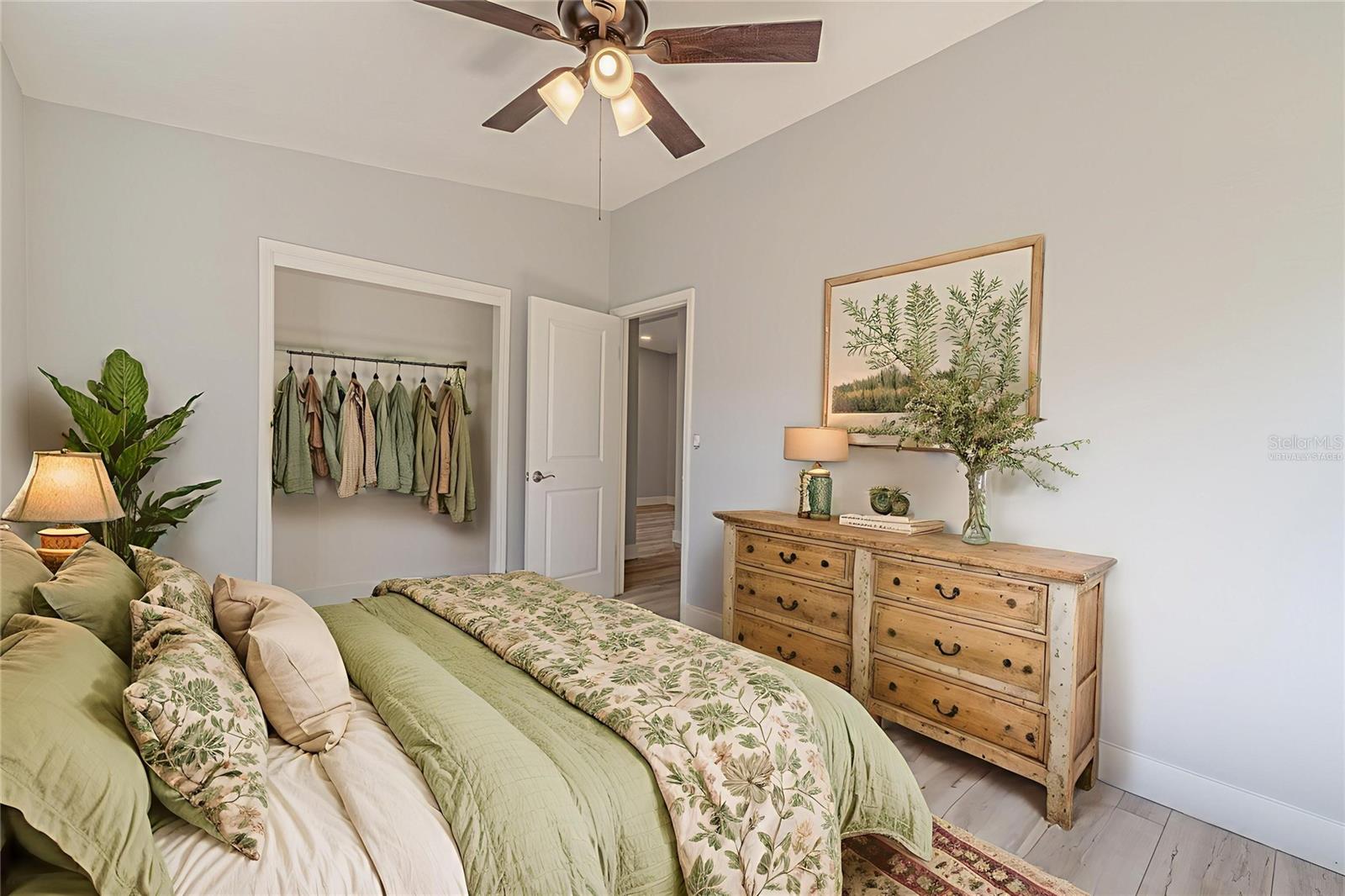 Image 23 of 40 For 809 Disston Avenue