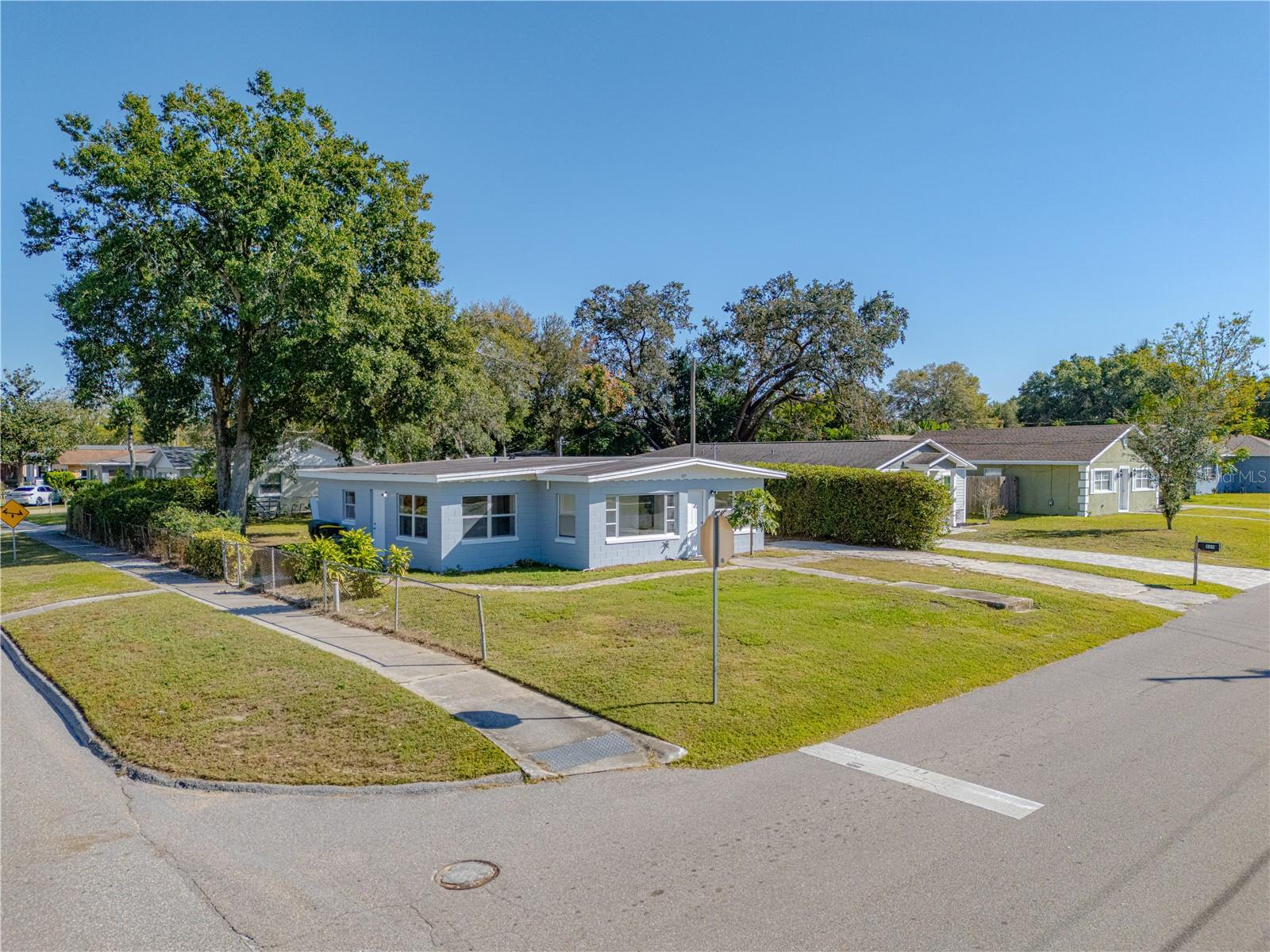 Image 29 of 40 For 809 Disston Avenue