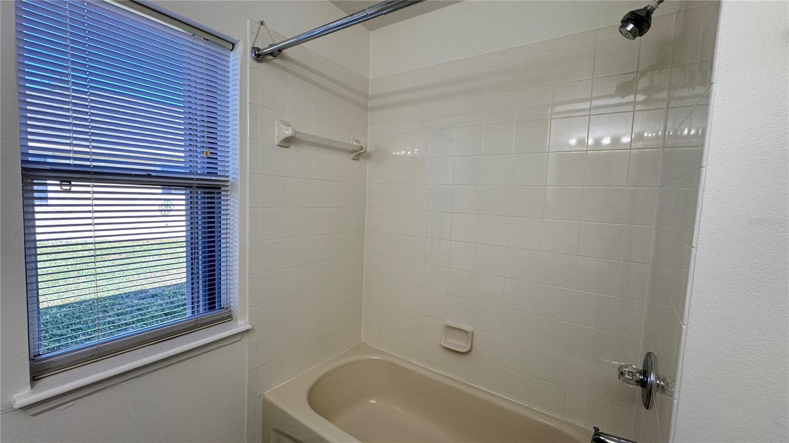 Image 14 of 15 For 1529 Lake Villa Drive