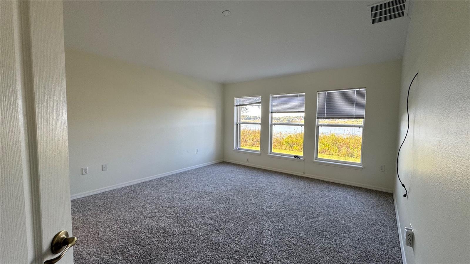 Image 9 of 15 For 1529 Lake Villa Drive