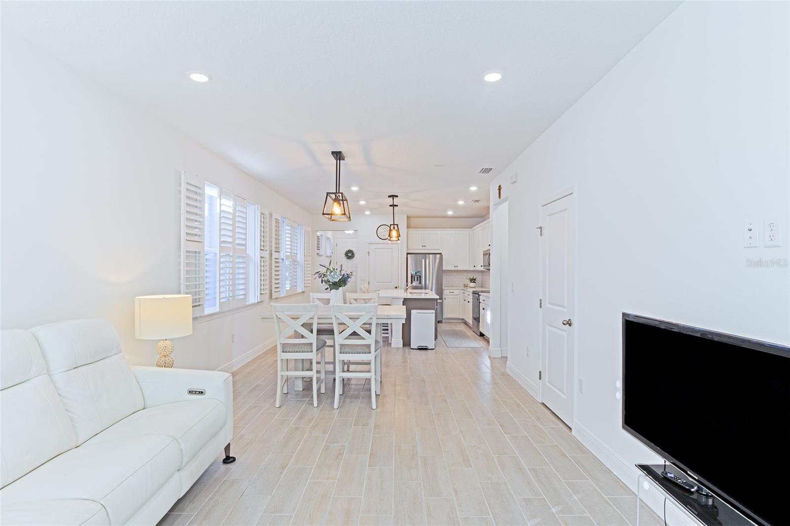 Image 11 of 54 For 2221 Juniper Berry Drive